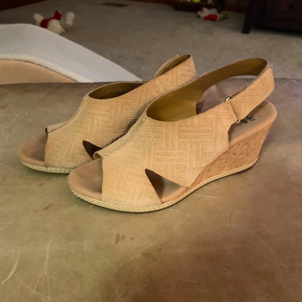 Beautiful Clarks Collection Soft Cushion wedge. Size 7 with 3” heel.